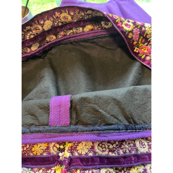 1970s Vintage Maxi Skirt Purple w Embroidered Details Boho Artsy Size Small JL - Picture 8 of 13